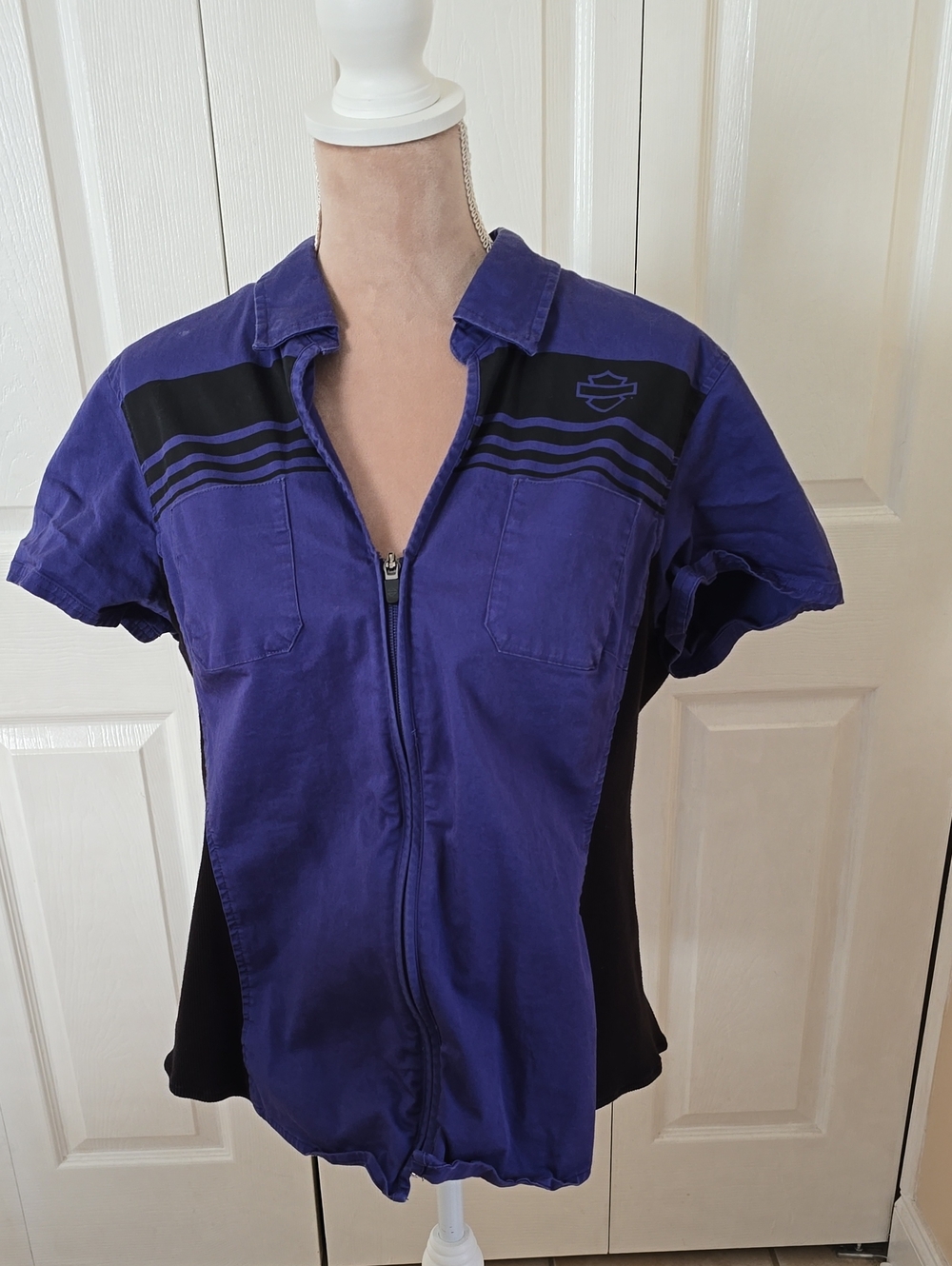Womens XL Harley-Davidson Purple and Black Short-Sleeve Zip Shirt